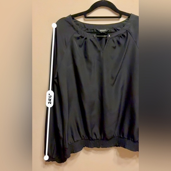 2/$15 - Jessica Black Long-Sleeve Banded Hem Top (Size S/P) - Picture 9 of 13
